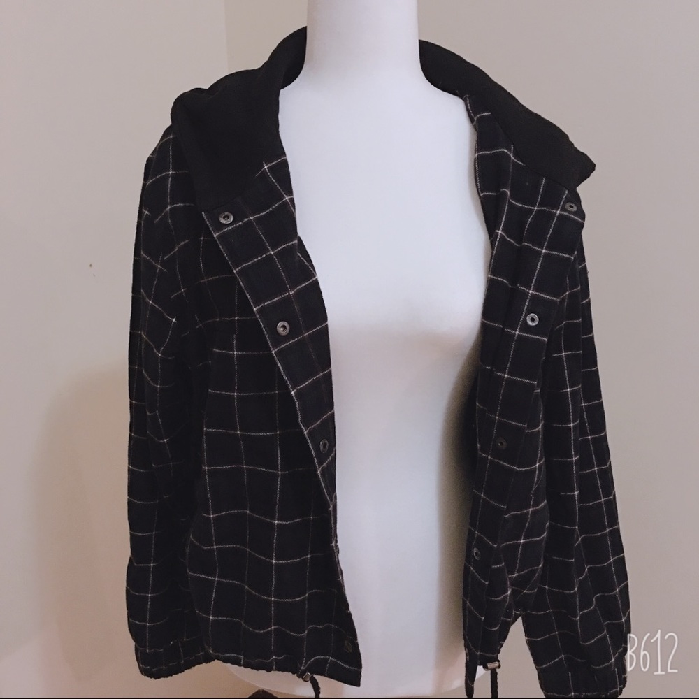 Forever 21 button down sweater - Picture 4 of 5